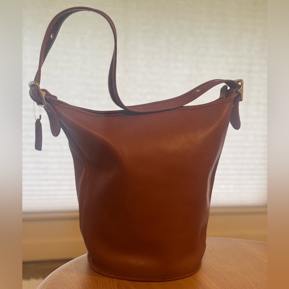 COACH Vintage 9085 Leather XL Duffle Bucket Shoulder Bag in British Tan - Picture 3 of 9